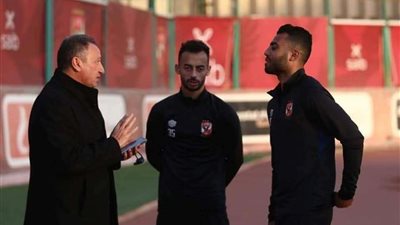 الخطيب يتابع بعثه الأهلي في جنوب أفريقيا