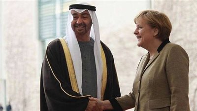 تفاصيل مكالمة محمد بن زايد وميركل حول تطورات القضايا الإقليمية
