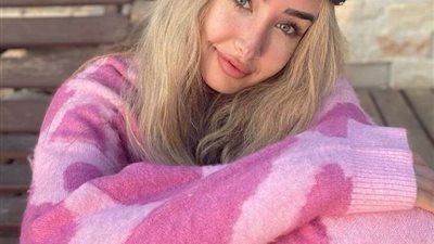 هنا الزاهد تحتفل بصديقتها في أحدث ظهور.. شاهد