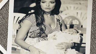 نادين نجيم تسترجع ذكريات الحمل والولادة (صور)