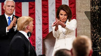 بيلوسي تكشف طريقة عزل ترامب بواسطة مجلس الشيوخ