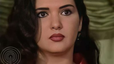 بثينة رشوان تنفجر في البكاء على خشبة المسرح.. لهذا السبب