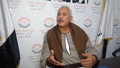 نقيب الفلاحين: تعليق وزراة الزراعة استخدام مبيد 