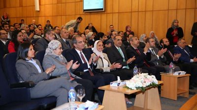 عمرو طلعت يفتتح مركز تدريب متخصص فى شبكات الألياف الضوئية بالقرية الذكية