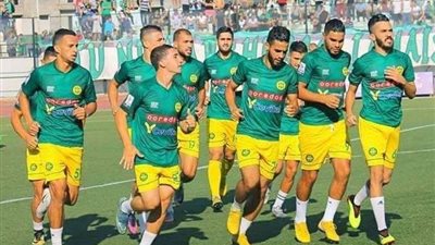 شبيبة القبائل الجزائري يعلن فسخ عقد مدربه الفرنسي فيلود بالتراضي