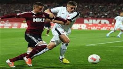 شالكه يمدد تعاقده مع المدافع الأيسر أوكتسيبكا حتى 2023