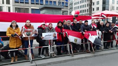 رئيس بيت العائلة المصرية بألمانيا: ندعم السيسي في كل خطواته (صور)