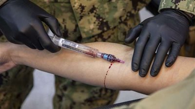 بالصور| فريق طبي أمريكي يفحص العسكريين في أربيل