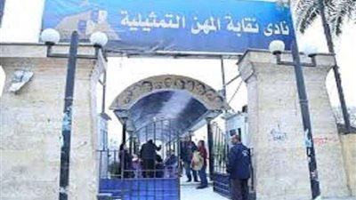 الموت يفجع الفنان أحمد فوزي