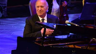 عمرو خيرت يحيي حفل غنائي بمدينة نصر 7 فبراير