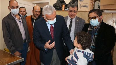 رئيس جامعة المنوفية يتابع فعاليات القافلة المتكاملة لقرية شعشاع مركز أشمون