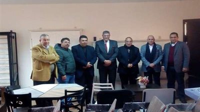 نواب وقيادات حزب الحرية ينظمون زيارة للمنطقة الصناعية بالقاهرة الجديدة