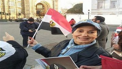 الجالية المصرية في لندن تنظم وقفات ترحيب بالرئيس السيسي: 