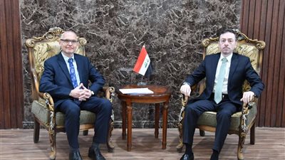 رئيس دائرة أوروبا يلتقي السفير البولنديّ لدى العراق