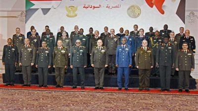 الفريق أسامة عسكر يلتقى برئيس هيئة الأركان للقوات المسلحة السودانية.. لأمر هام