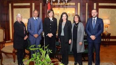 مكرم: نسعى لتدشين خطة بالتعاون مع برنامج الأغذية للدفع بـ