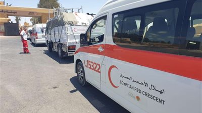 الهلال الأحمر: افتتحنا مركزيّ إغاثة دوليين على الحدود الأوكرانية الرومانية |فيديو