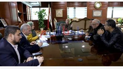 محافظ بني سويف يناقش مع هيئة الصرف الصحي الانتهاء من توصيل الخدمة لـ222 قرية