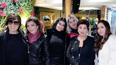 رجاء وسمية وفيفي في ضيافة أصالة على النيل (صور)