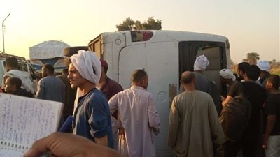 انقلاب أتوبيس محمل بعاملين بشرق بورسعيد ووقوع إصابات