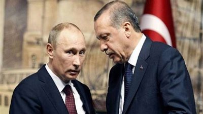 تركيا تبدي استعدادها لإجراء مباحثات ثنائية بين زعيمي روسيا وأوكرانيا بأراضيها