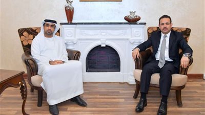 الدكتور إحسان علاوي يلتقي القائم بالأعمال المصري والإماراتي في بغداد