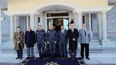 القوات البحرية بالتعاون تنظم ندوة للتوعية بمرض قصور عضلة القلب