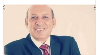 ابنة الراحل ماهر سليم تتوجع في مقابره