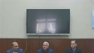 رئيس مياة المنوفية يترأس اجتماعا لبحث سبل تطوير العمل بمنظومة العدادات مسبقة الدفع