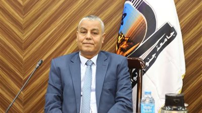 لأول مرة  جامعة جنوب الوادى تنظم ملتقى السمبوزيوم فى فن النحت والخزف لطلاب الجامعات والفنانين العرب