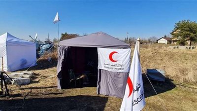 فريق الإغاثة الدولي الثاني التابع للهلال الأحمر المصري ينجح في تفعيل نقطة الخدمات الإنسانية