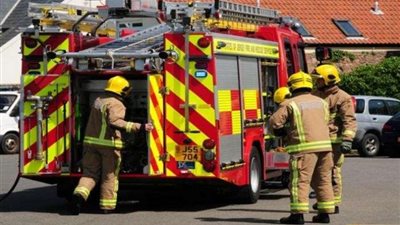 السيطرة على حريق مخلفات بقاعة أفراح بطريق المريوطية