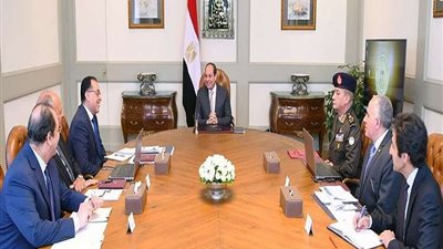 السيسي يبحث مع الحكومة تطورات مفاوضات سد النهضة