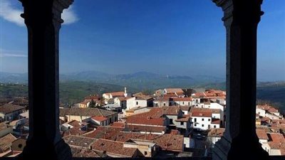 بشرط واحد.. امتلك منزلا في إيطاليا بـ