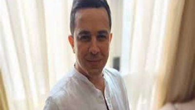 كانت الأم بتصحينا في عز البرد.. هيثم نبيل يهنئ الأمهات في عيدهم بطريقة كوميديا