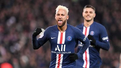 بالفيديو| نيمار يثير الجدل بعد تصرفه الغريب في مباراة فريقه أمس