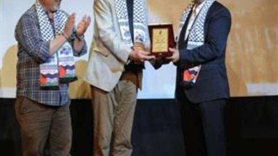 مهرجان بغداد يكرم رئيس اتحاد المسرحيين الأفارقة