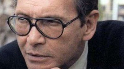 عرض فيلم شادى عبد السلام كرسى توت عنخ آمون الذهبى المرمم
