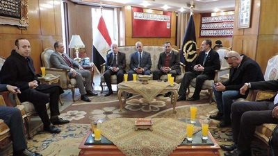 لجنة الوفد ببورسعيد تقدم التهنئة بأعياد الشرطة (صور)