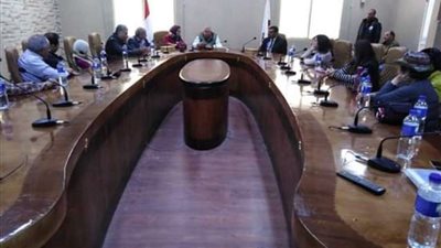 محافظ الوادي الجديد يستقبل أعضاء نادي روتاري سبورتينج