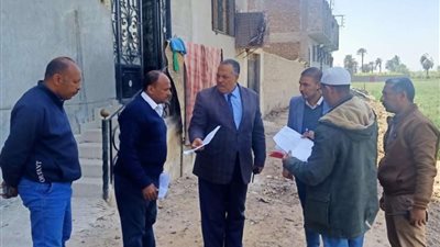 محافظ قنا يكلف السكرتير العام بمتابعة منظومة المتغيرات المكانية بمركز قوص