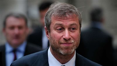 بعد ضياع ملكية تشيلسي.. أبراموفيتش يخطط لشراء نادٍ جديد