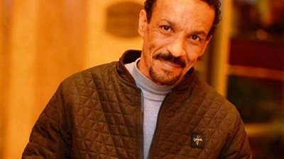 الموت يفجع الفنان محمد فاروق.. تعرف على التفاصيل