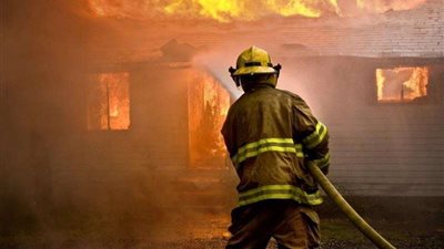 عاجل.. اندلاع حريق هائل داخل مطعم شهير بشارع التحرير في منطقة الدقي