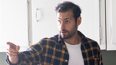 بعد اتهامة بتعاطي المخدرات.. الإفراج عن صاحب أغنية 