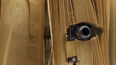 استخدم المقاطع لابتزازهن.. ضبط صاحب أتيلية حريمي يصور الفتيات داخل البروفة بالزيتون