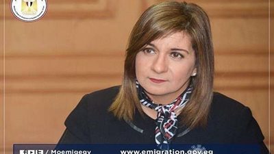 وزيرة الهجرة تتقدم بواجب العزاء للجالية المصرية بالكويت في وفاة سيدة مصرية مسنة