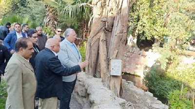 وزير الزراعة يجري جولة تفقدية بحديقة الحيوان في الجيزة (صور)