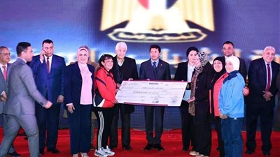 أشرف صبحي يشهد ختام مهرجان العروض الرياضية للكليات المتخصصة والمدارس والمعاهد الأزهرية