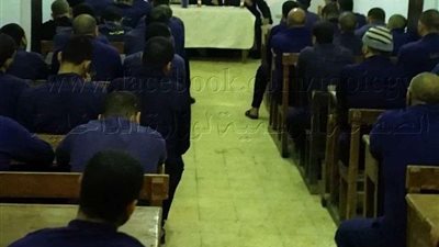 قطاع السجون يوافق على نقل 8 نزلاء صحبة ذويهم